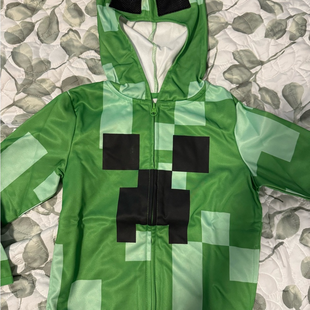 Minecraft boys hoodie with mask size 4
